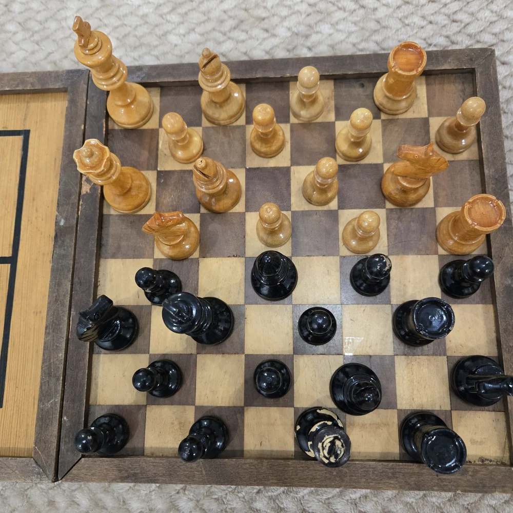 Vintage Wooden Checkers Backgammon Set Folding Board Games Rustic Decor. - Picture 9 of 16